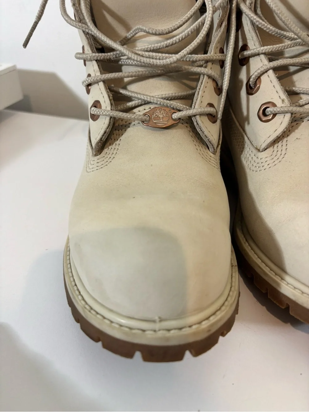 Timberland Women 7.5 Rose Gold Insulated Boots Lace Up Casual Fall Waterproof
